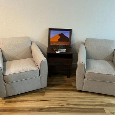 Sale Photo Thumbnail #175
