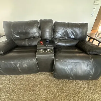 Recliner sofa