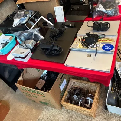 Laptops & electronics 