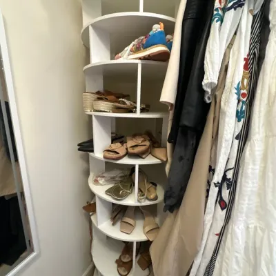 Rotating carousel style organizer