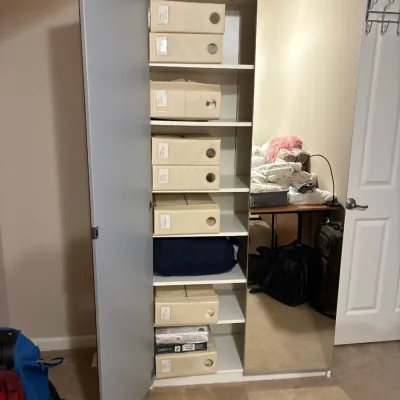 Mirrored cabinet (open)