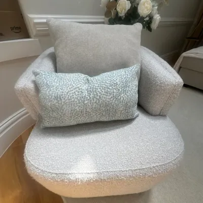 Side chair