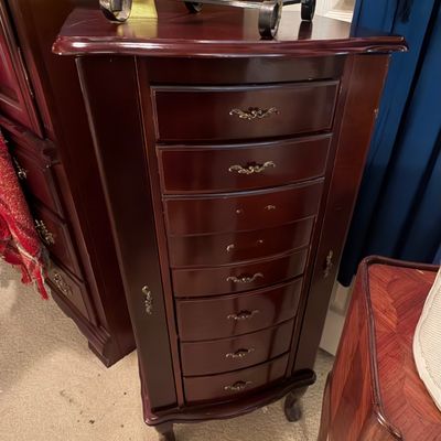 Sale Photo Thumbnail #368