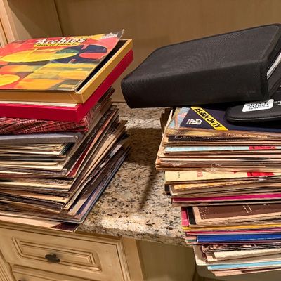 Sale Photo Thumbnail #545