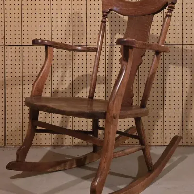 Rocking Chair (B)