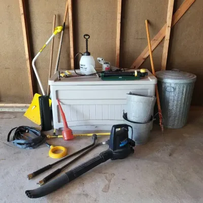Yard Care (feat. Suncast Storage) (G)