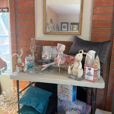 Decor and Accent Pillows