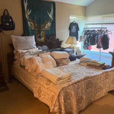 Vtg bedroom furn