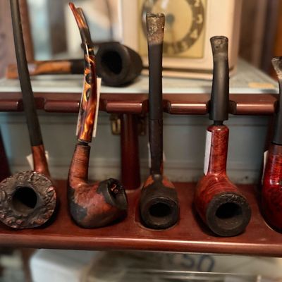Vtg Pipes 
Holder