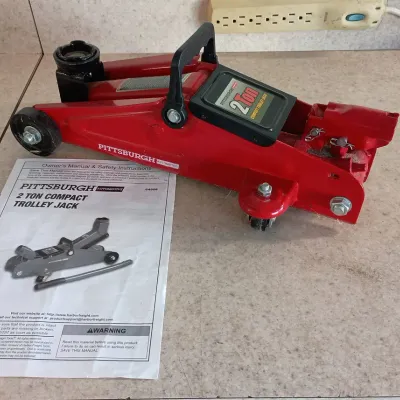 Pittsburgh 2 Ton Compact Trolley Jack, No Handle