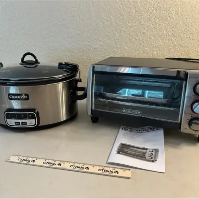 B&D Toaster Oven & Crockpot 6 Quart Slow Cooker