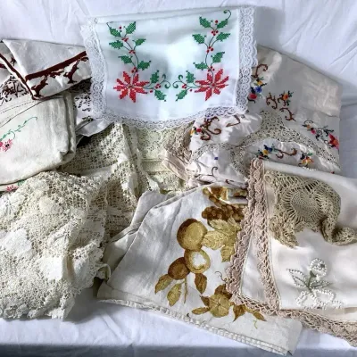 Large Lot Of Vintage Linens 