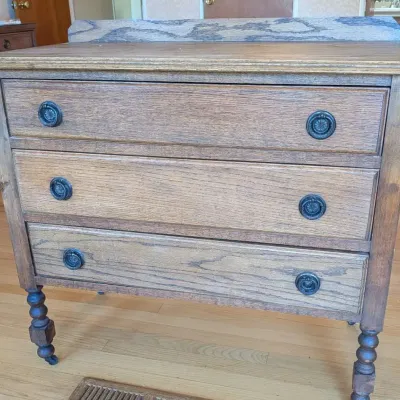 Antique Quarter Sawn Oak 3-Drawer Dresser Spool Turned Legs