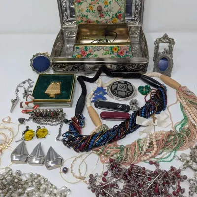 Vintage Jewelry & Keepsake Box Collection - Embossed Metal Box, Brooches & Necklaces