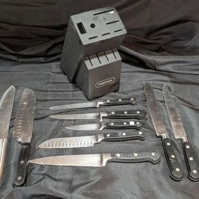 Farberware Kitchen Knife Block with Henkel, Wusthof and other Generic Knives