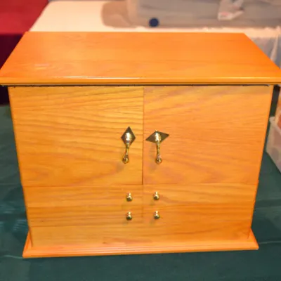 Sale Photo Thumbnail #162: jewelry box