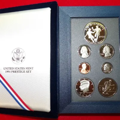 Sale Photo Thumbnail #193: 1994 prestige Mint set