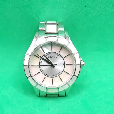 Sale Photo Thumbnail #285: Watch