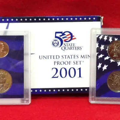 Sale Photo Thumbnail #234: 2001 mint set