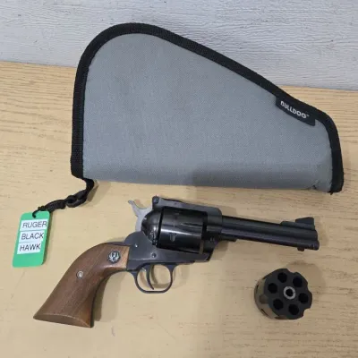 Ruger Black Hawk New Model 357 Magnum Revolver # 33-58457 Tag 327
With 9mm - 357 Cylinders - Soft Case