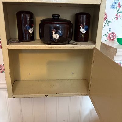 Sale Photo Thumbnail #761: 11x3.5x16. Adorable vintage metal cabinet with vintage handpainted rooster pieces