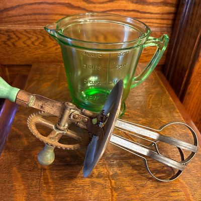 Sale Photo Thumbnail #739: See pics. Paint on handle in tact
