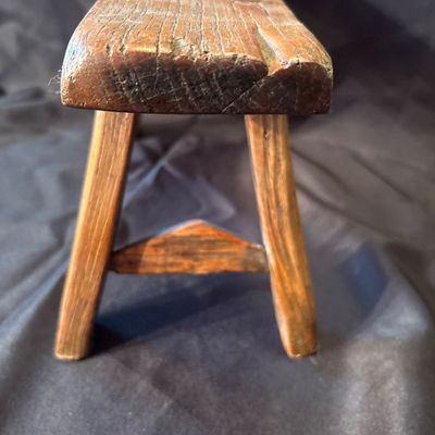 Sale Photo Thumbnail #3: Circuit 1800s, homemade milking stool