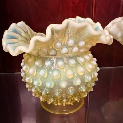 Sale Photo Thumbnail #302: Lg bowl 8.5 x 5, vase 5.5 x 5