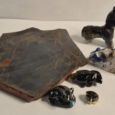 5 Zuni Fetish Handcarved Animals - Spideman Jasper Slab