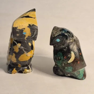 2 Zuni Fetish Handcarved Stone Tourqoise Eyes