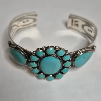 Vintage Najajo Sterling and Turquoise Bracelet - Signed LE Sterling 24g With Stones 