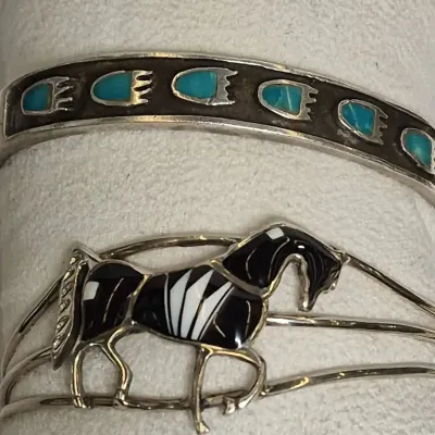 2 Vintage Sterling Chic Inlaid Turquoise Bear Claw Shapes Cuff - Black Beauty Signed Cuff Bracelet