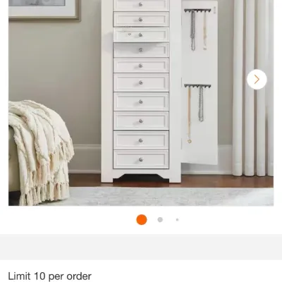 Sale Photo Thumbnail #736