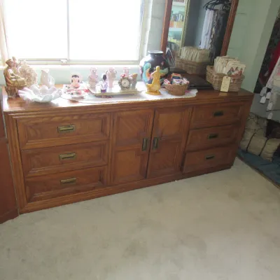 Sale Photo Thumbnail #110