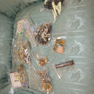 Sale Photo Thumbnail #177