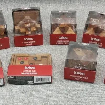 Totes Wooden Puzzles