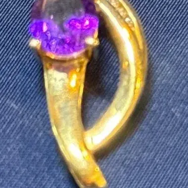 14k & Amethyst Pendant