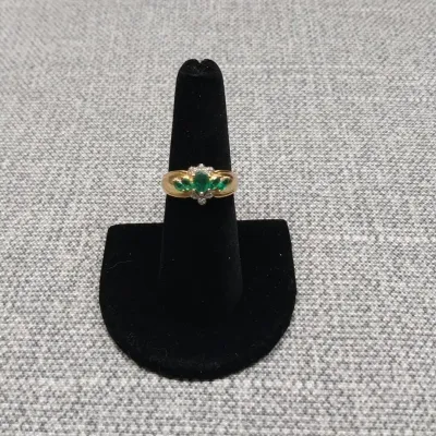 14k Emerald Ring Size 7