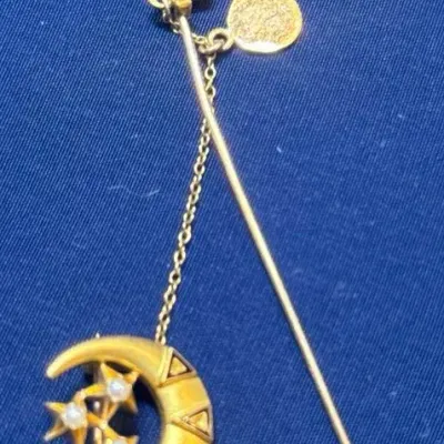 10k Delta Delta Sorority Pin