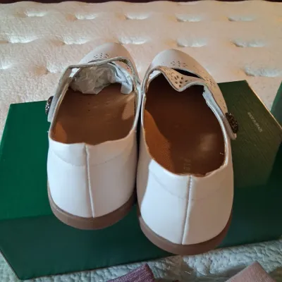 LIKE NEW DAVID TATE SHOES SIZE 8W PLUS NEW SOCKS