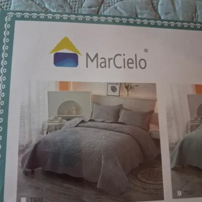 QUEEN SIZE MARCIELO COMFORTER, "MY PILLOW" AND 2ND PILLOW PLUS CURTAINS