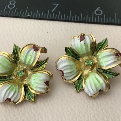Beautiful Dog Wood Blossom Rhinestone Enamel Clip on Earrings