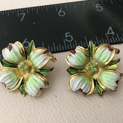 Beautiful Dog Wood Blossom Rhinestone Enamel Clip on Earrings