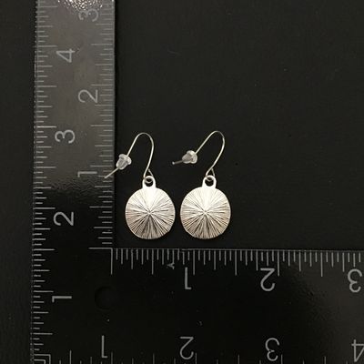 Black enamel fashion earrings