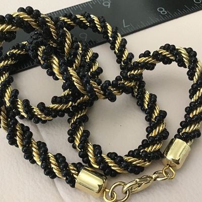 Beautiful Vintage Gold And Black Tone Necklace