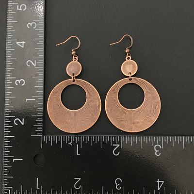 Circular fashion earrings