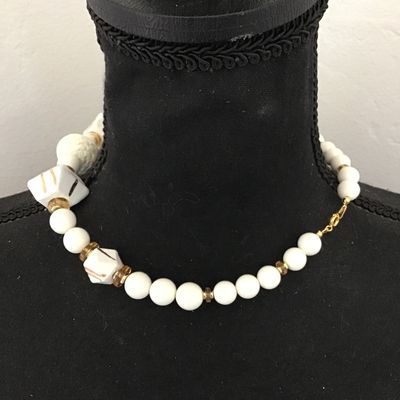 Vintage Japan Necklace Yellow Gold Tones