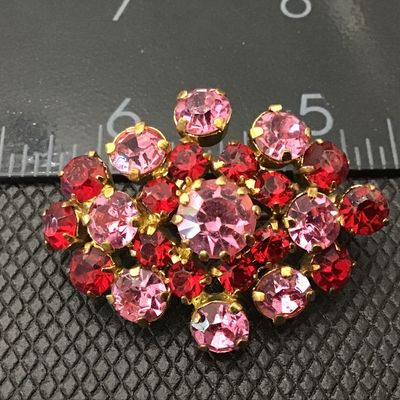 Beautiful Vintage Pink Cranberry Brooch