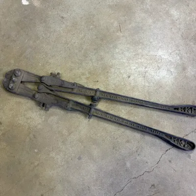 Vintage HK Porter Heavy-Duty Bolt Cutters – Cast Iron Industrial Hand Tool