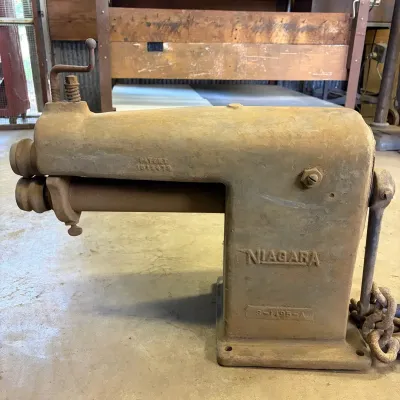 Vintage Niagara Model S-1495-A Number 192 Cast Iron Rotary Sheet Metal Beading & Crimping Machine